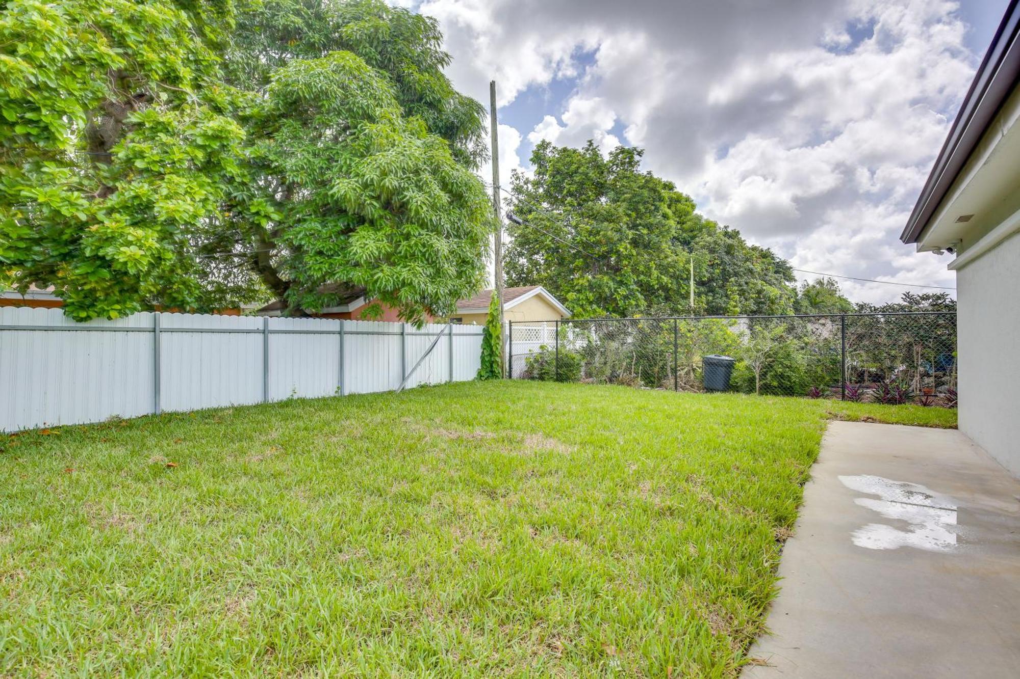 Chic North Miami House About 7 Mi To Hard Rock Stadium Villa Exterior photo